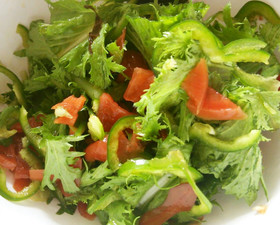 味付けなし！福神漬けで簡単サラダ♪