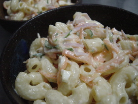 マカロニサラダ☆半熟卵ＩＮ