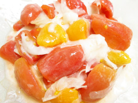 簡単！２色のプチトマトとオニオンのサラダ