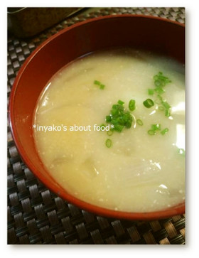 新玉葱と新じゃが芋のお味噌汁