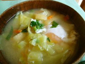 ＊キャベツのお味噌汁＊