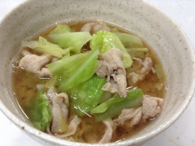 主菜級！豚バラとキャベツの味噌汁