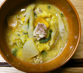 寒いときはコレ！かぼちゃのクリーミー豚汁