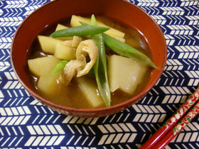 じゃがいもと葱のお味噌汁