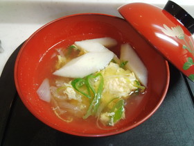 はんぺんと長葱のお吸い物