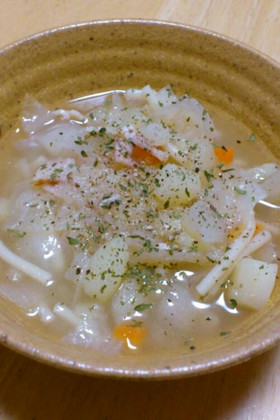 野菜とパスタのスープ