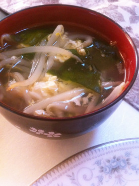 簡単☆もやしとわかめのかき玉スープ