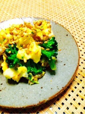 【10分】ブロッコリーの搾菜マヨタマ和え