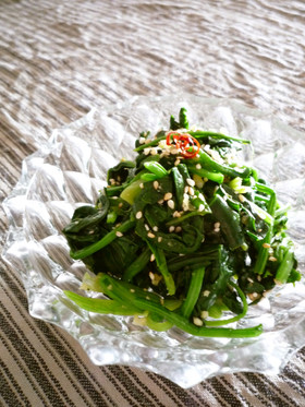 ニンニクが決め手！ホウレンソウの塩ナムル