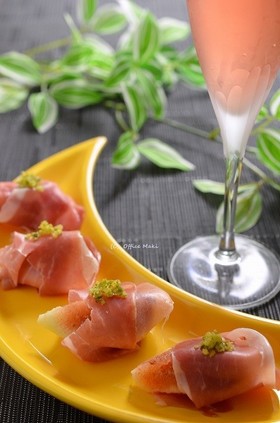 無花果と生ハムフレッシュゆずこしょう添え
