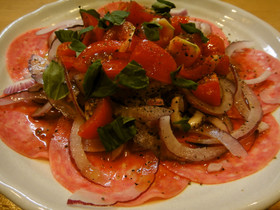 サラミとオニオンのイタリアンサラダ