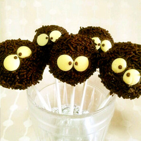 友チョコに☆まっくろくろすけケーキポップ