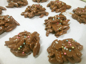 ♡バレンタイン♡　簡単、柿の種チョコ