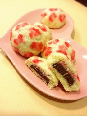 バレンタインヒョウ柄スノーボールクッキー