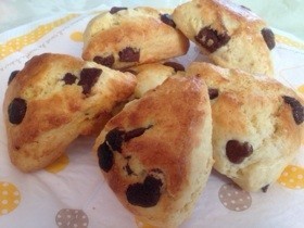 チョコ入りさっくりスコーン♡