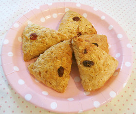 ノンオイル♪フルーツグラノーラスコーン