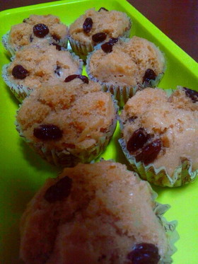 調理室ヨリ〜花黒糖レーズン蒸しパン☆