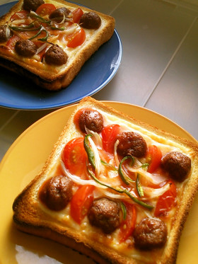 ミートボールｏｎチーズトースト