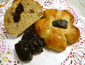 プル−ンとクルミのパン