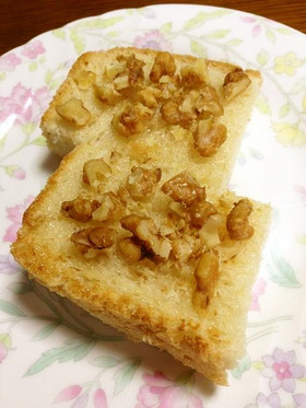 ココナッツオイルハニーくるみトースト