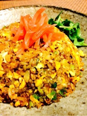 【10分】餃子のタネdeコクウマ炒飯