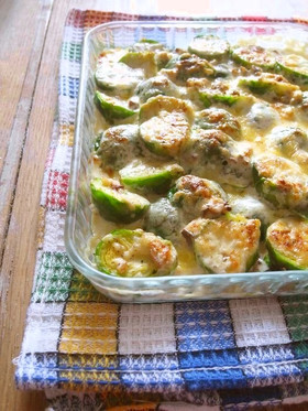 芽キャベツときのこの簡単グラタン