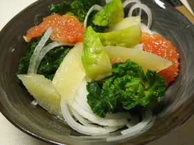 プチベールとつぼみ菜のカラフルサラダ