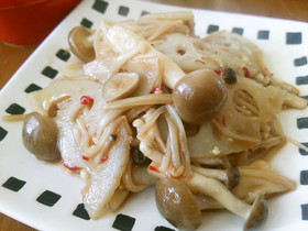 レンコンときのこのしっとりきんぴら