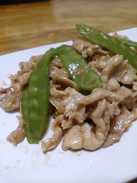 豚肉ときぬさやとえのきの炒め物