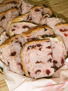 HB★クリチ入りベリーたっぷりピンクパン