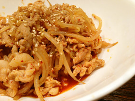 ピリ辛もやし炒め