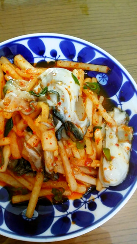 ★カキと大根のセンチェ（굴생채무침）。