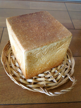 DAILYリッチキューブ食パン1斤