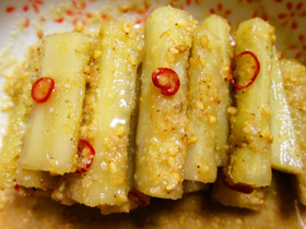 ＊たっぷり・さっぱり＊ごぼうの胡麻酢漬け