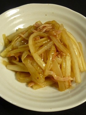 簡単！とろとろ大根の旨煮(ベーコン風味)