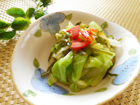 切り昆布とゆでキャベツのオリポンサラダ