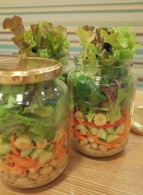 ジャーサラダ☆胡桃味噌ドレッシング