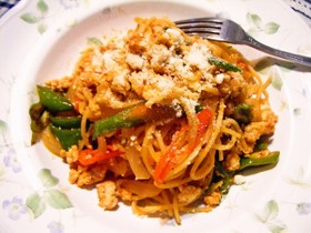 鶏ミンチでミートソース風スパゲティ