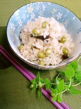 えんどう豆としいたけのごはん