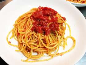 クセになる辛さ！スパゲティ・アラビアータ