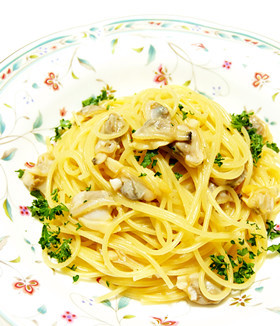 ぷりぷりが美味い！ボンゴレ・ビアンコ