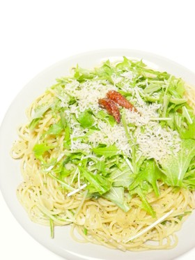 水菜とシラスのペペロンチーノ♪