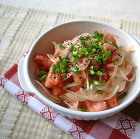 新たまねぎとトマトの中華サラダ