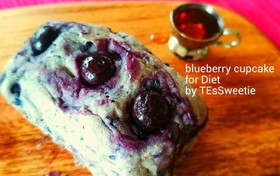 油・糖分控えめダイエット向けベリーケーキ