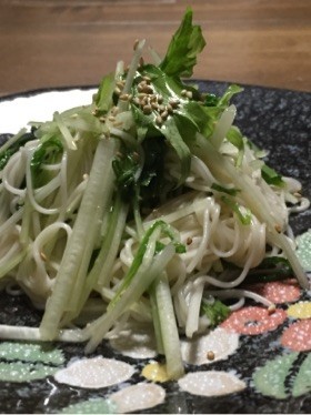 アレンジそうめん 塩ごま和え