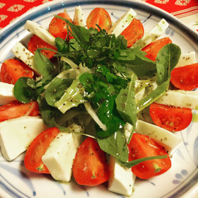 上質ドレッシングで、カプレーゼ☆