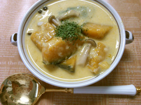 簡単！かぼちゃとしめじの クリームスープ