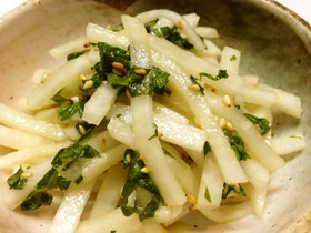 大根のごま味噌和え❀