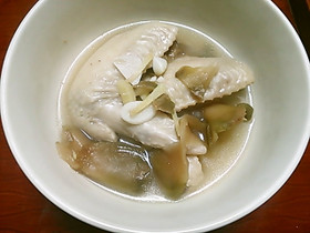 驚くほど楽な手羽先とザーサイのスープ