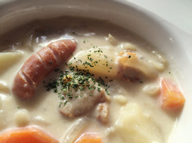 ルーなしで簡単クリームシチュー♪